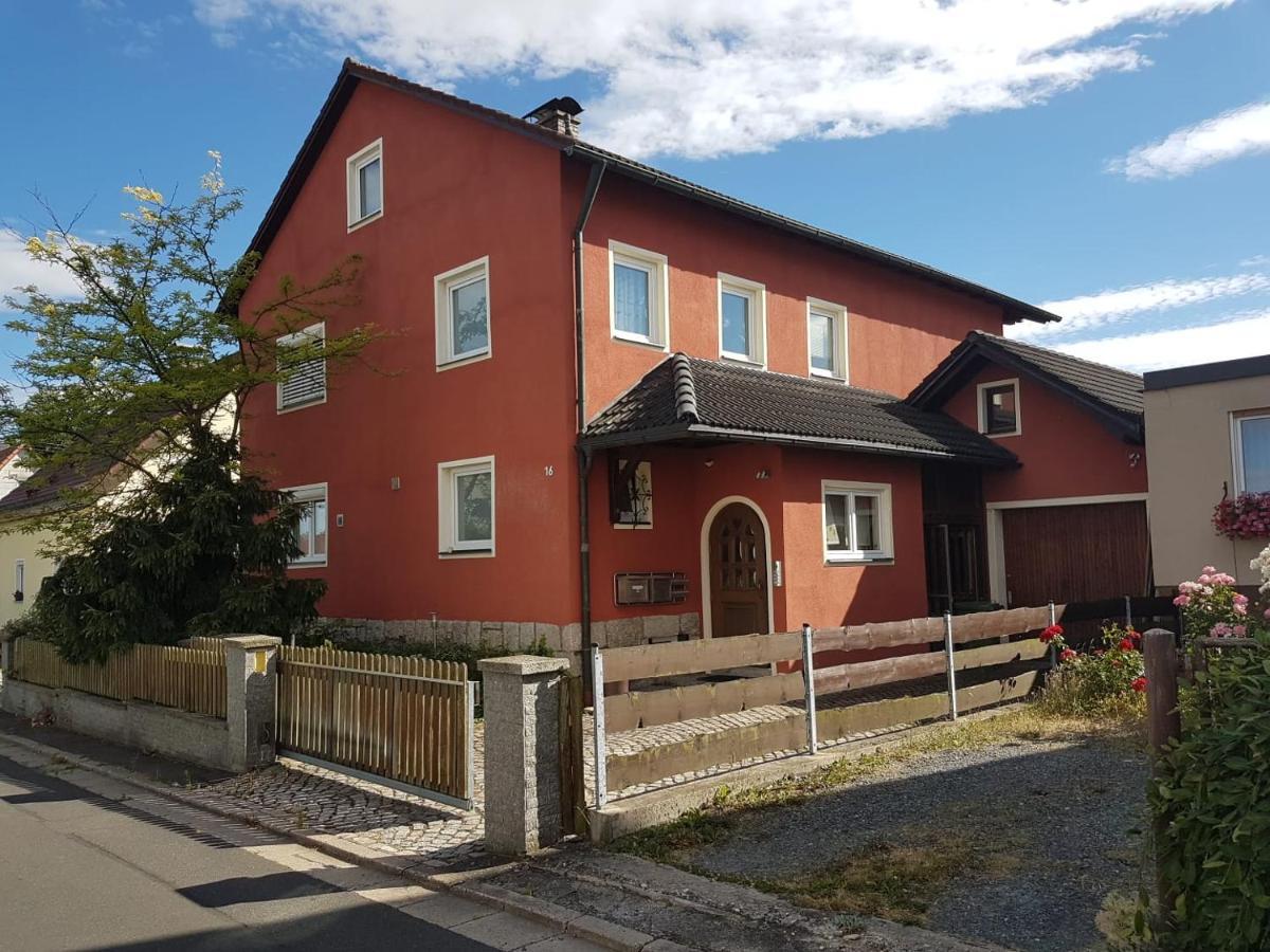 Gaestehaus Aurelia Wiesau Ngoại thất bức ảnh